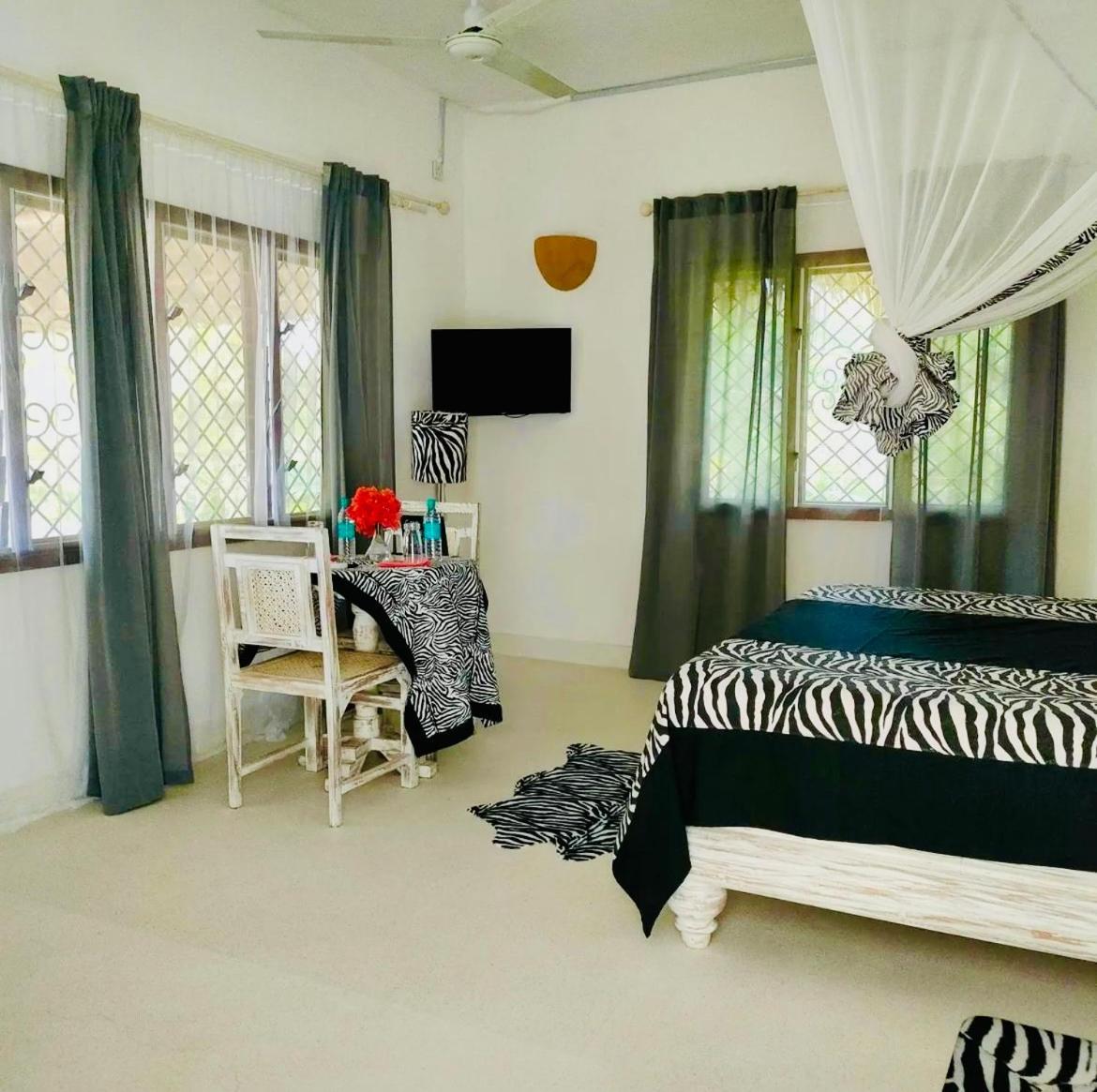 White Nyumba Malindi Apartment Екстериор снимка
