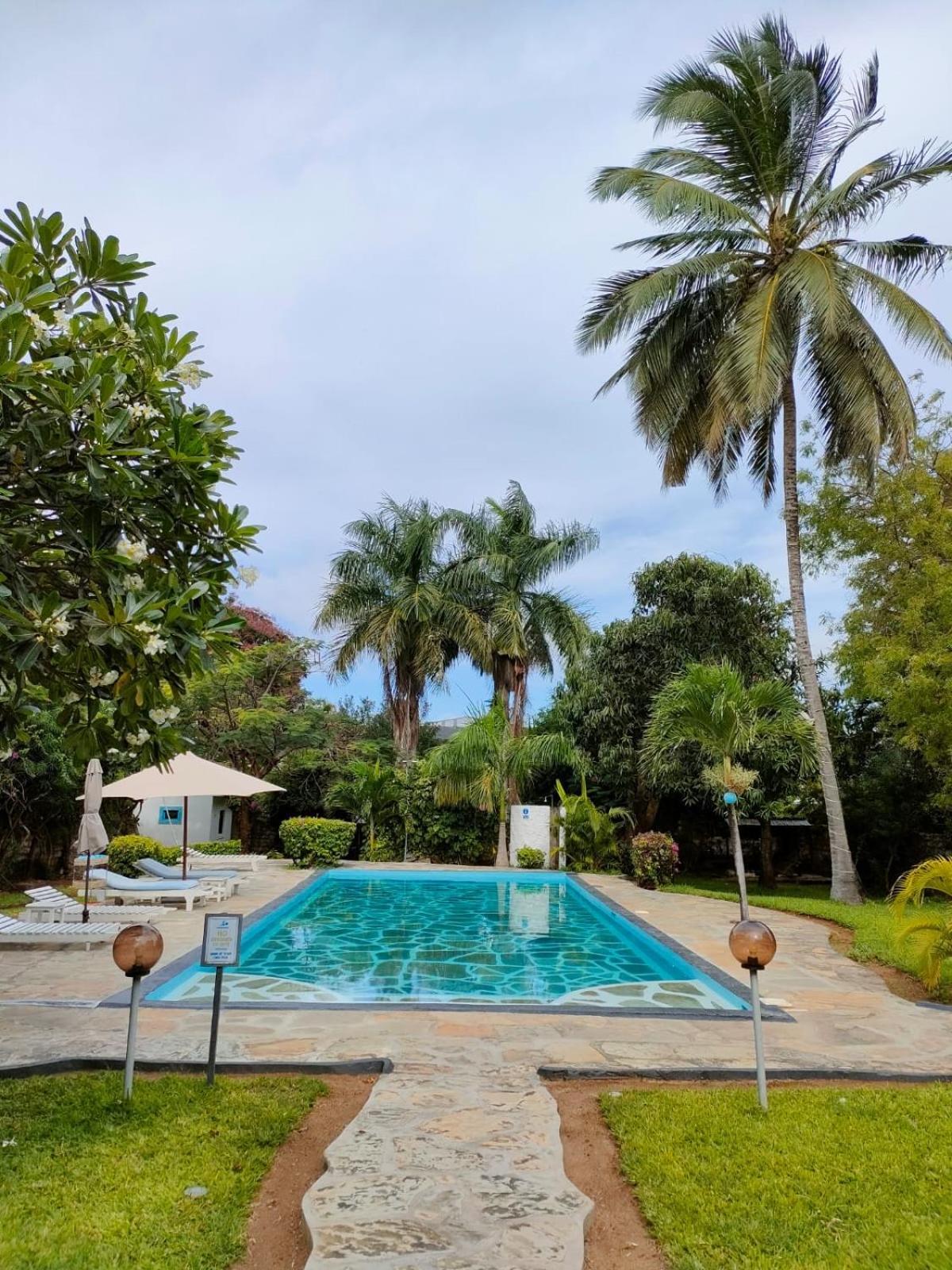 White Nyumba Malindi Apartment Екстериор снимка