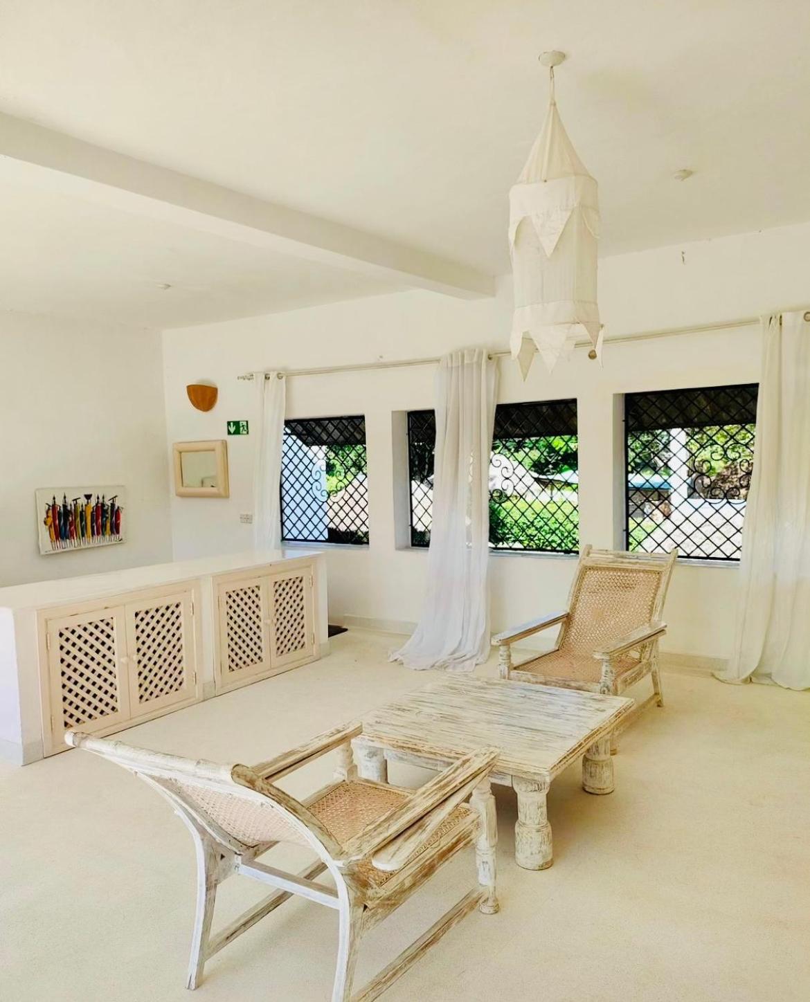 White Nyumba Malindi Apartment Екстериор снимка