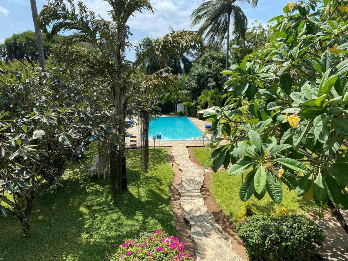 White Nyumba Malindi Apartment Екстериор снимка