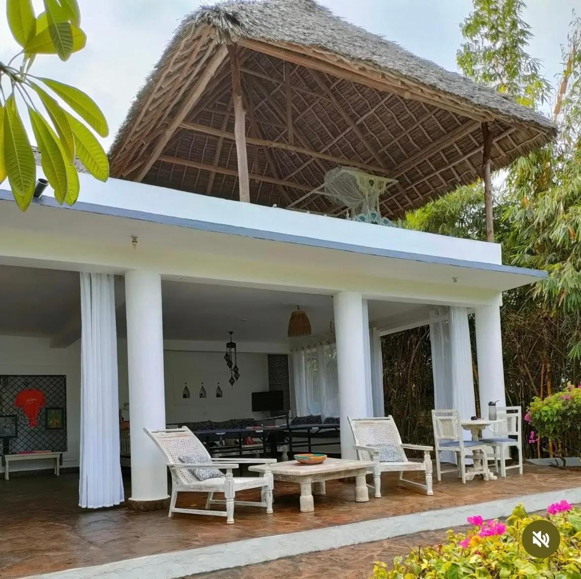 White Nyumba Malindi Apartment Екстериор снимка